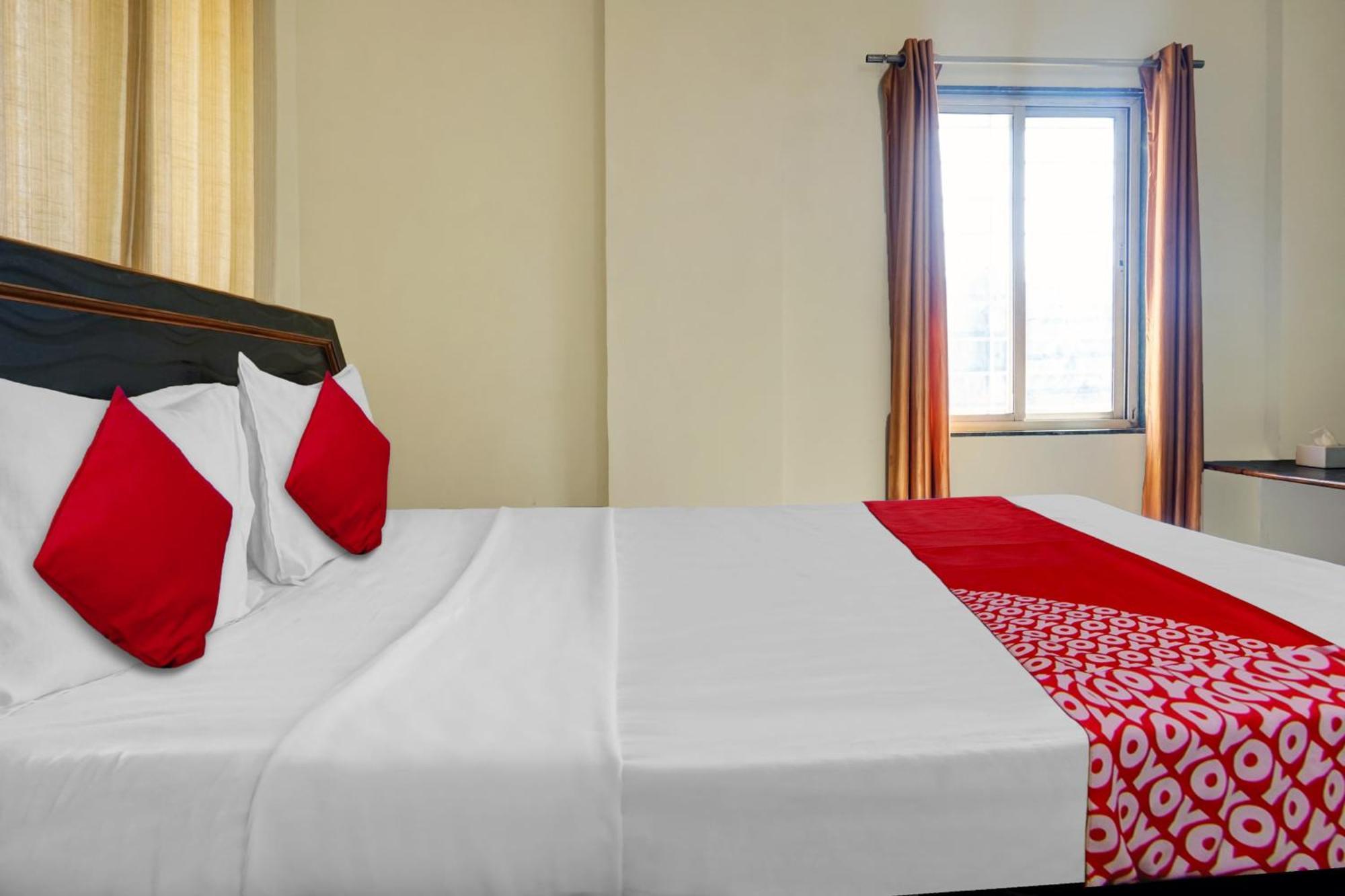 Hotel O Happy Homely Stay Sasvad ภายนอก รูปภาพ