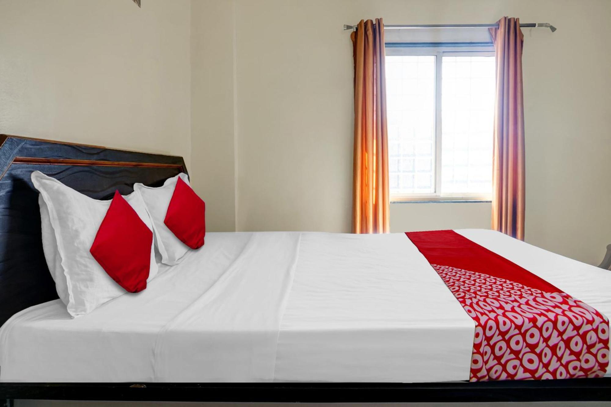 Hotel O Happy Homely Stay Sasvad ภายนอก รูปภาพ